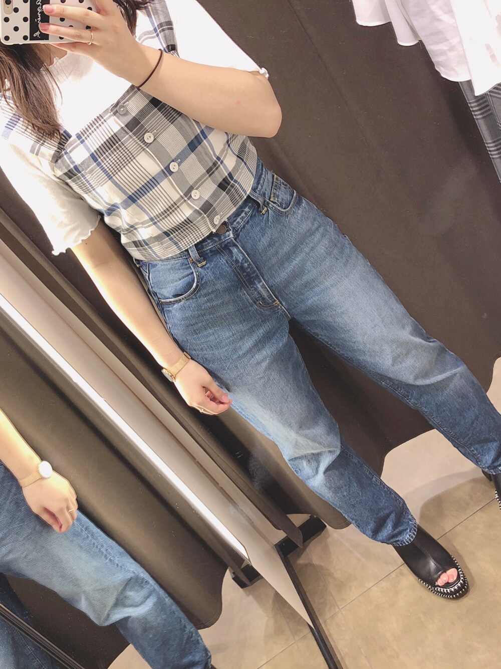 「お洒落さんとつながりたい、fashion、GUコーデ、ZARA、girl、GU、チエック、moussy、Dayoff、デニム」｜「GUのアイテム（デニムパンツ、ブルー系）」を使った、minさん（レディース・158cm）の夏コーディネートの1枚目の写真