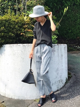 「GRL（グレイル）のアイテム（ピアス（両耳用））」を使った、yurieさん（レディース・156cm）の秋コーディネート