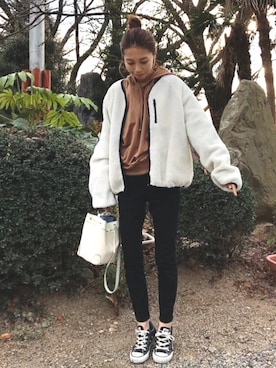 「GRL（グレイル）のアイテム（ピアス（両耳用））」を使った、yurieさん（レディース・156cm）の冬コーディネート