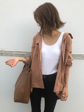 「AZUL ENCANTO（アズールエンカント）のアイテム（シャツ/ブラウス）」を使った、yurieさん（レディース・156cm）の夏コーディネート