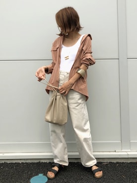 「AZUL ENCANTO（アズールエンカント）のアイテム（シャツ/ブラウス）」を使った、yurieさん（レディース・156cm）の秋コーディネート