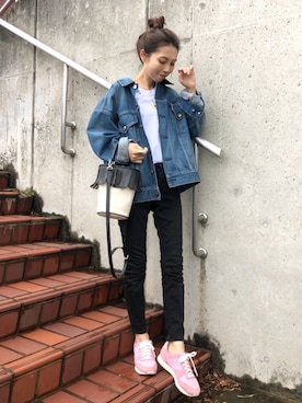 「Johnbull Private labo（ジョンブルプライベートラボ）のアイテム（トップス）」を使った、yurieさん（レディース・156cm）の春コーディネート