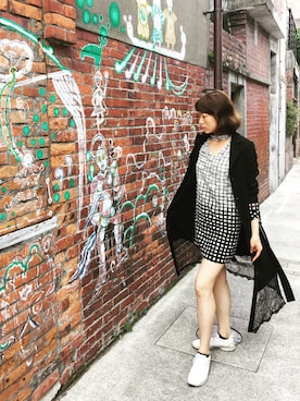 「秋」｜「アイテム（ピーコート）」を使った、Julia Jiangさん（レディース・168cm）の秋コーディネート