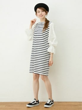 「petit main LIEN（プティマインリアン）のアイテム」を使った、petit　main・b-roomさん（レディース・165cm）の春コーディネート