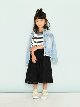 「petit main」｜「アイテム（デニムジャケット）」を使った、petit　main・b-roomさん（キッズ・114cm）の秋コーディネート