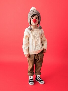 「petit main（プティマイン）のアイテム（ニットキャップ/ビーニー）」を使った、petit　main・b-roomさん（キッズ・95cm）の冬コーディネート