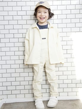 「petit main」｜「アイテム（ミリタリージャケット）」を使った、petit　main・b-roomさん（キッズ・104cm）の冬コーディネート