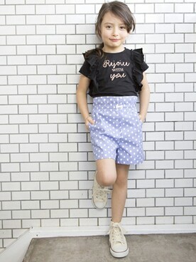 「フリルトップス」｜「アイテム（スカート）」を使った、petit　main・b-roomさん（キッズ・114cm）の冬コーディネート