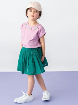 「petit main（プティマイン）のアイテム（キャップ）」を使った、petit　main・b-roomさん（キッズ・96cm）の春コーディネート