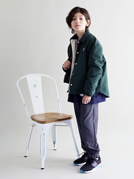 「b・ROOM（ビールーム）のアイテム（ジャケット/アウター）」を使った、petit　main・b-roomさん（キッズ・141cm）の秋コーディネート
