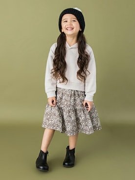 「petit main（プティマイン）のアイテム（ブーツ）」を使った、petit　main・b-roomさん（キッズ・106cm）の秋コーディネート