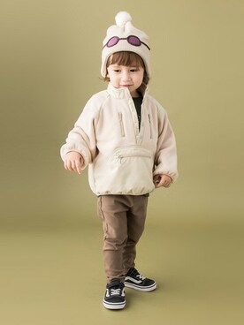 「petit main（プティマイン）のアイテム（ニットキャップ/ビーニー）」を使った、petit　main・b-roomさん（キッズ・92cm）の秋コーディネート
