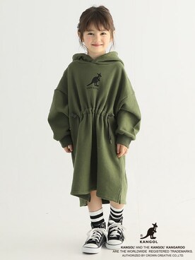 「b・ROOM（ビールーム）のアイテム（ワンピース）」を使った、petit　main・b-roomさん（キッズ・107cm）の冬コーディネート