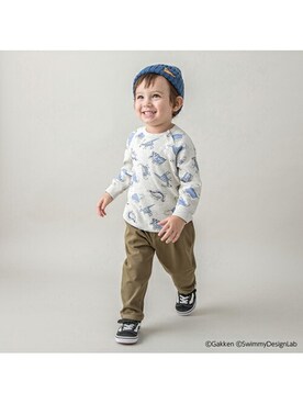 「petit main（プティマイン）のアイテム（ニットキャップ/ビーニー）」を使った、petit　main・b-roomさん（キッズ・89cm）の秋コーディネート