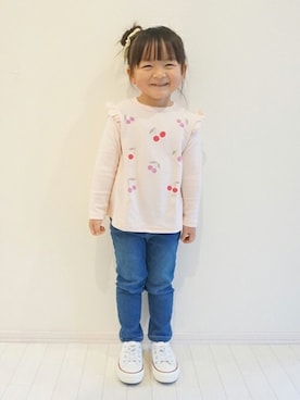 「petit main（プティマイン）のアイテム（トップス）」を使った、petit　main・b-roomさん（キッズ・95cm）の春コーディネート