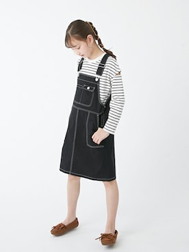 「学校」｜「アイテム（オールインワン・サロペット）」を使った、petit　main・b-roomさん（キッズ・144cm）の春コーディネート