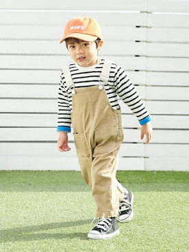 「petit main（プティマイン）のアイテム（オールインワン・サロペット）」を使った、petit　main・b-roomさん（キッズ・93cm）の春コーディネート