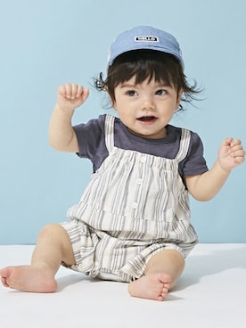 「petit main（プティマイン）のアイテム（キャップ）」を使った、petit　main・b-roomさん（キッズ・66cm）の春コーディネート