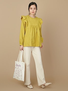 「petit main LIEN（プティマインリアン）のアイテム」を使った、petit　main・b-roomさん（レディース・165cm）の秋コーディネート