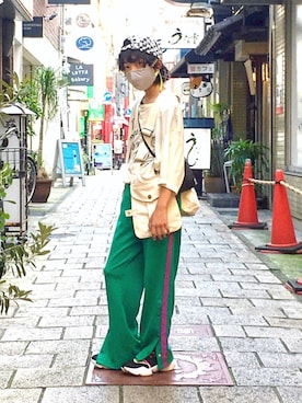 「The animals observatory（ジ・アニマルズ・オブザーバトリー）のアイテム（パンツ）」を使った、toiさん（キッズ・152cm）の春コーディネート