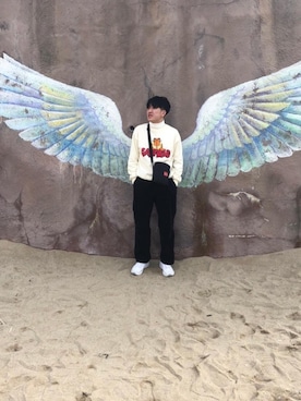 「UNIQLO（ユニクロ）のアイテム（その他トップス、ホワイト系）」を使った、hikaru1759さん（メンズ・172cm）の冬コーディネート