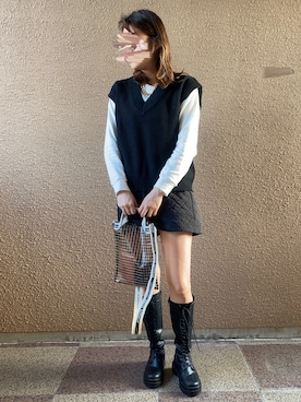 「FEKETE（フェケテ）のアイテム（ブーツ）」を使った、みささん（レディース・162cm）の春コーディネート