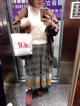 「OOPS（ウップス）のアイテム（トップス）」を使った、千千さん（レディース・162cm）の冬コーディネート