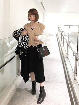 「OOPS（ウップス）のアイテム」を使った、千千さん（レディース・162cm）の冬コーディネート