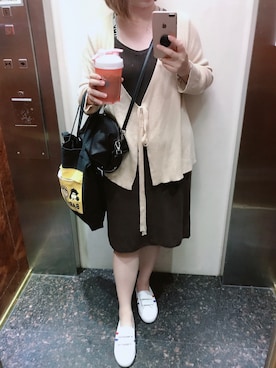 「OOPS（ウップス）のアイテム」を使った、千千さん（レディース・162cm）の冬コーディネート