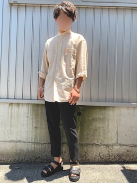 「アイテム（スラックス）」を使った、たけぞーさん（メンズ・168cm・30代）の春コーディネート