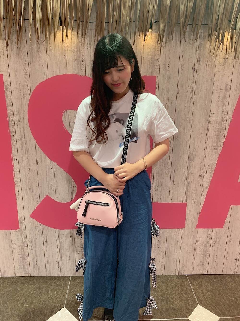 「サンリオ、サンリオピューロランド、サンリオコーデ、シナモロール、シナモン、Samantha Vega、鈴木愛理、Honey Cinnamon、カジュアルコーデ、夏コーデ」｜「sanrioのアイテム（Tシャツ/カットソー、ホワイト系）」を使った、みおちゅんさん（レディース・163cm）の夏コーディネートの1枚目の写真