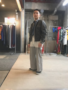 「MIKIO SAKABE（ミキオ サカベ）のアイテム（スラックス）」を使った、ピデさん（メンズ・165cm）の冬コーディネート