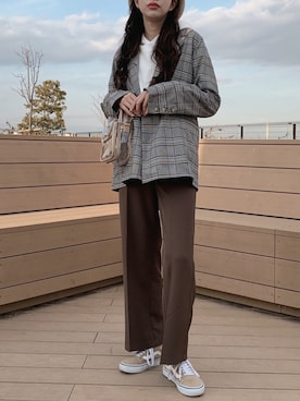 「アイテム（スラックス）」を使った、えみさん（レディース・160cm）の冬コーディネート