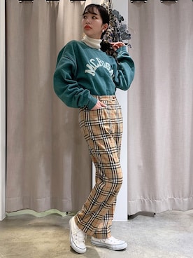「バーバリー」｜「アイテム（スウェット）」を使った、えみさん（レディース・160cm）の冬コーディネート