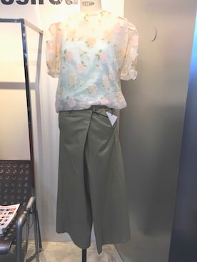 「08sircus（ゼロエイトサーカス）のアイテム」を使った、GALAXYさん（レディース・158cm）の冬コーディネート