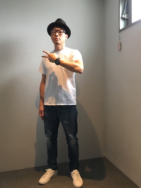 「DENHAM（デンハム）のアイテム（Tシャツ/カットソー、ホワイト系）」を使った、Nozomu Takahashiさん（メンズ・175cm）の夏コーディネート