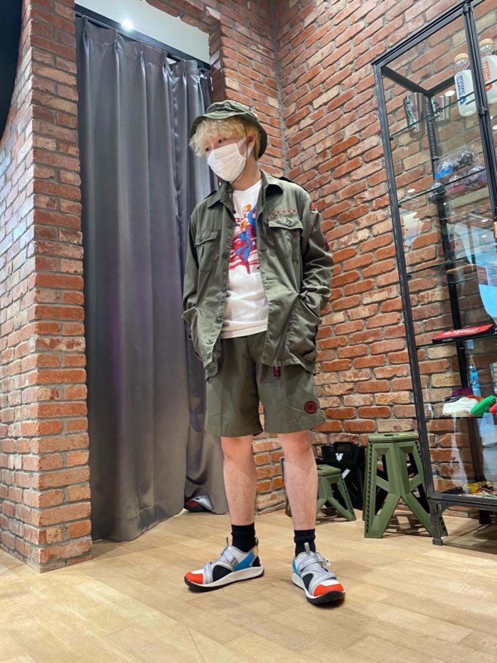「セットアップ、Tシャツ、Hysteric Glamour、カジュアルコーデ、ヒステリックグラマー、アウトドアコーデ、ミリタリーコーデ」｜「HYSTERIC GLAMOURのArkAir×HYSTERIC/NRM ビーニーハット（ハット、グリーン系）」を使った、YUDAIさん（メンズ・168cm）の夏コーディネートの1枚目の写真