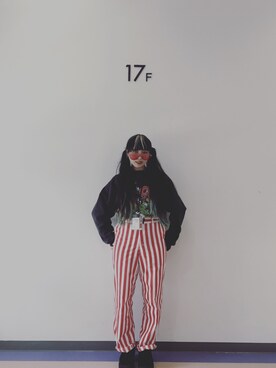 「red」｜「アイテム（スウェット）」を使った、MARUCOさん（レディース・156cm）の春コーディネート