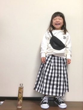 「アイテム（スカート）」を使った、mayuさん（キッズ・90cm）の冬コーディネート