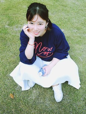 「休闲」｜「アイテム（スウェット）」を使った、小黄包圆圆さん（レディース・160cm）の冬コーディネート