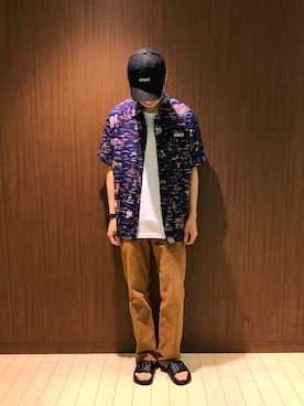 「AVIREX（アヴィレックス）のアイテム（サンダル）」を使った、Kenichiさん（メンズ・177cm）の春コーディネート