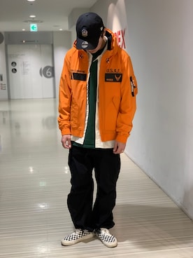 「アイテム（ミリタリージャケット、オレンジ系）」を使った、Kenichiさん（メンズ・177cm）の冬コーディネート