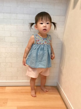 「アイテム（タンクトップ、ブルー系）」を使った、hysmyさん（キッズ・80cm）の夏コーディネート