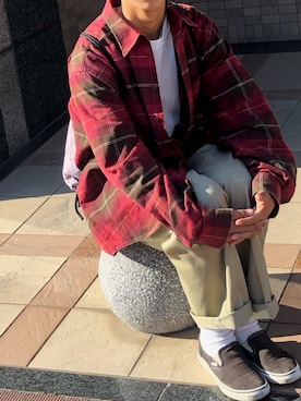 「VANS（バンズ）のアイテム（スリッポン、ブラック系）」を使った、ogudai1516さん（メンズ・170cm）の秋コーディネート