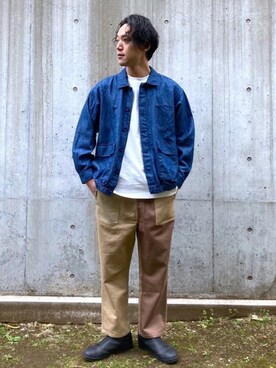 「CPCM」｜「アイテム（チノパンツ）」を使った、SHINJI OMINOさん（メンズ・182cm）の春コーディネート