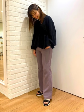 「DHOLIC（ディーホリック）のアイテム（スラックス）」を使った、ORientalTRafficプレスさん（レディース・159cm）の春コーディネート