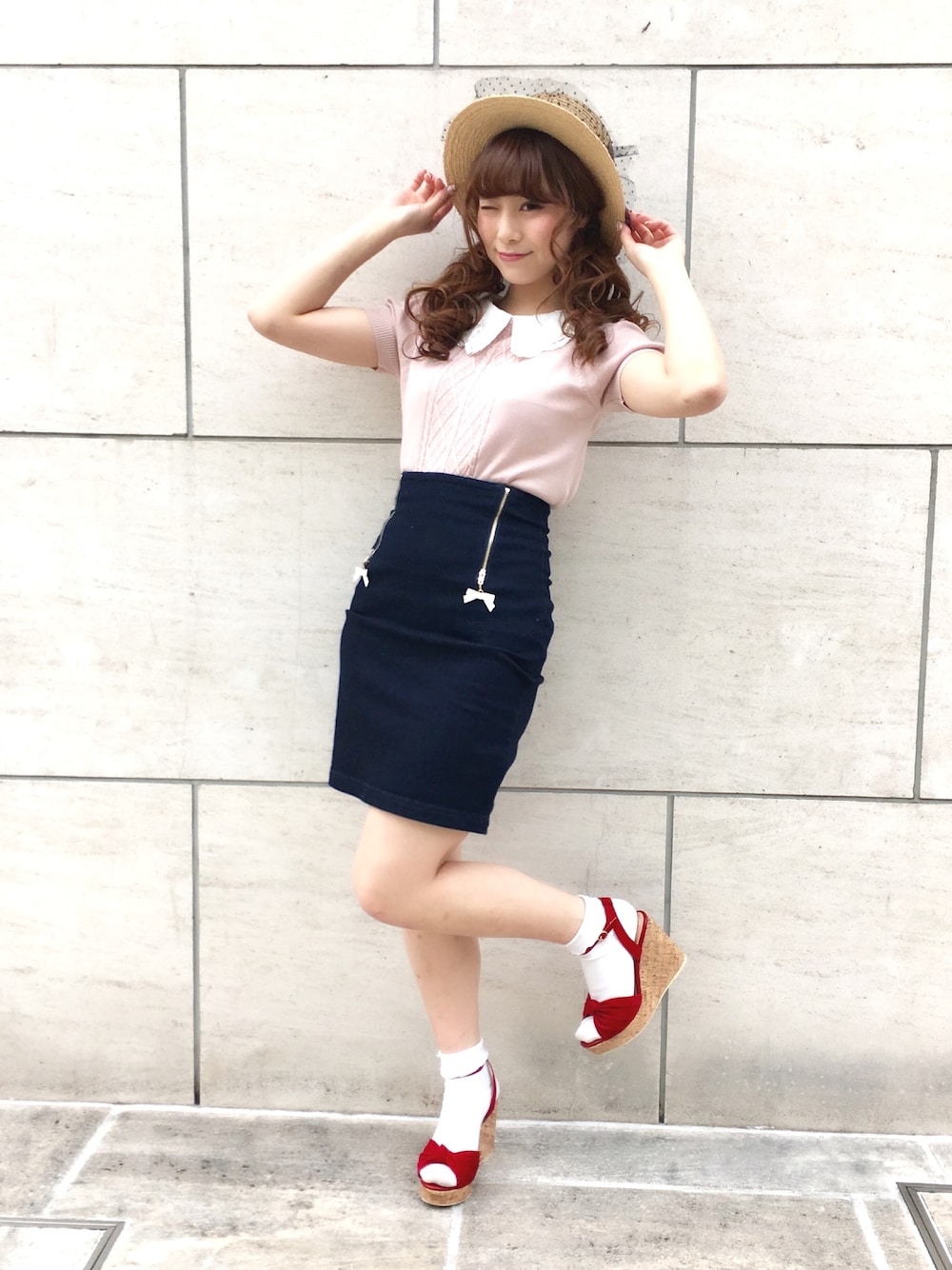 「春コーデ、フレンチ、ストローハット、レース、ピンク、タイトスカート、デニム、サンダルに靴下、ガーリー」｜「Ank Rougeのアイテム（ハット、ベージュ系）」を使った、m a y u さん（レディース・158cm）の春コーディネートの1枚目の写真