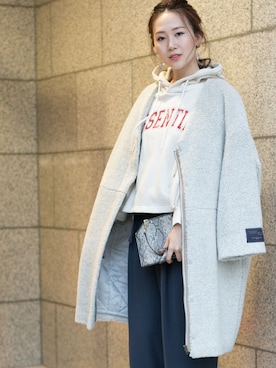 「URBAN RESEARCH（アーバンリサーチ）のボリュームスリーブロゴスウェット（パーカー）」を使った、ameme URBAN RESEARCHさん（レディース・162cm）の冬コーディネート