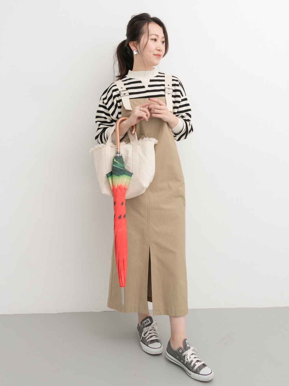 コットンネップジャンパースカートを使った人気ファッション 