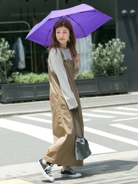 「アイテム（折りたたみ傘、パープル系）」を使った、ameme URBAN RESEARCHさん（レディース・161cm）の夏コーディネート